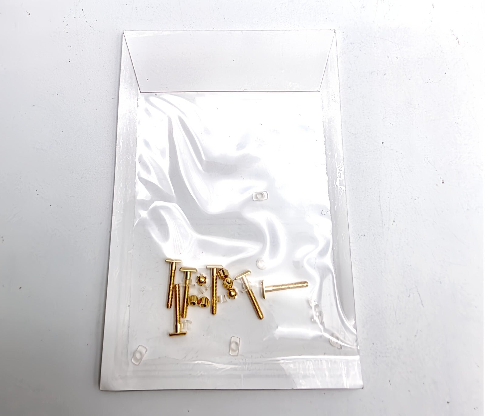 NEW! Auth Curved Rectangle Cartier Screws Full Set - Gold